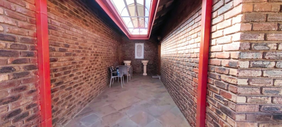 3 Bedroom Property for Sale in Miederpark North West